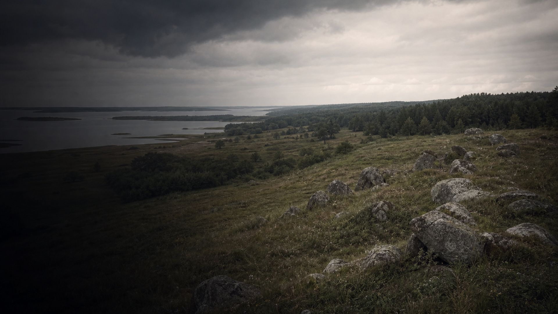 Estonia Medieval: Island and Mainland Burials