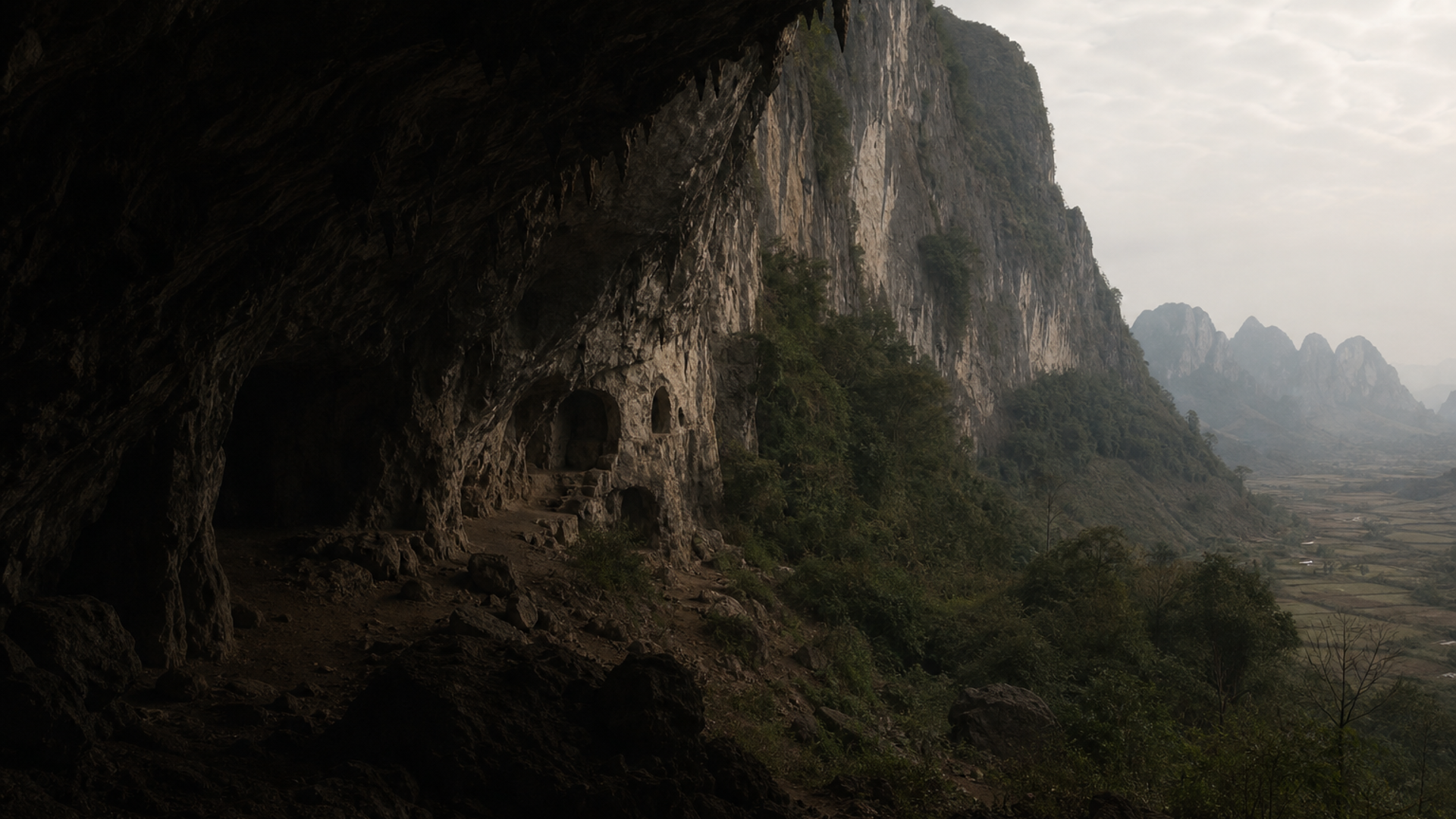 Huaqiao Caves — Ming Guangxi