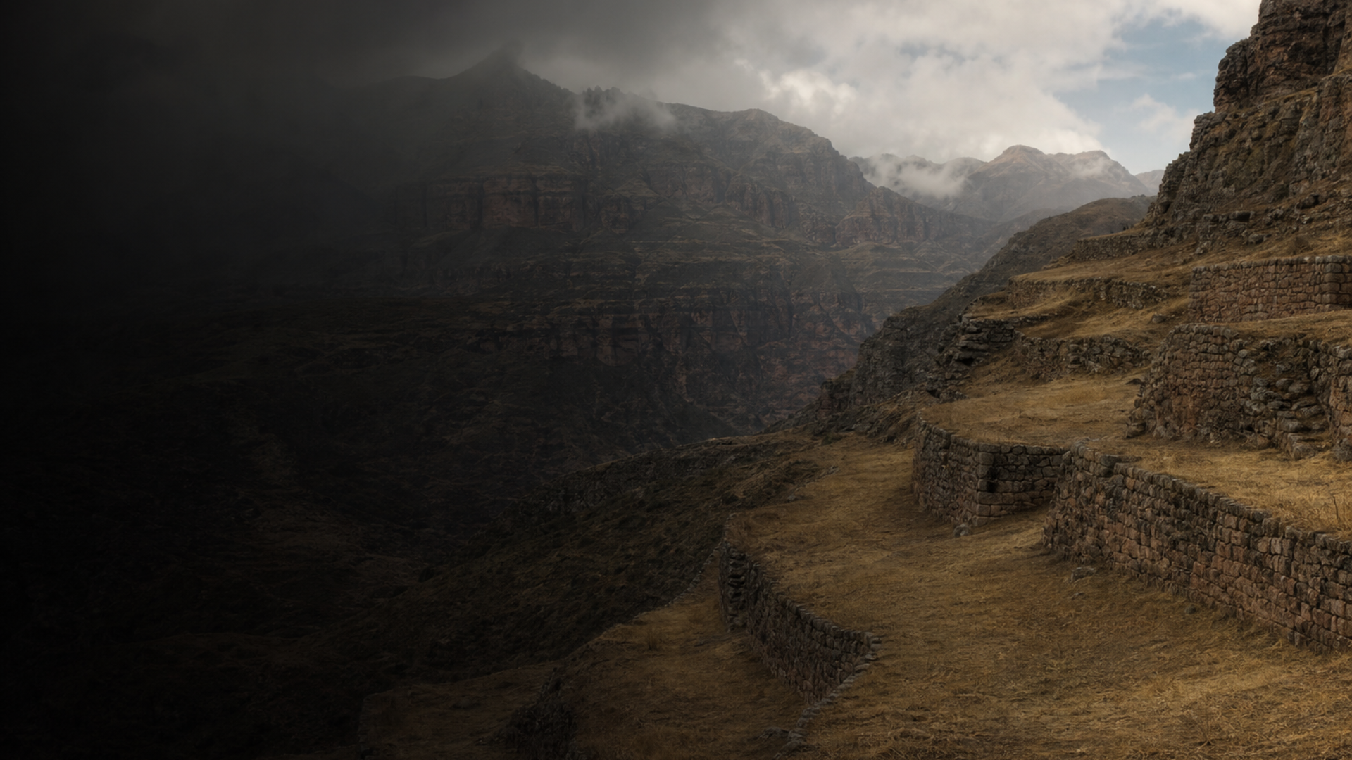 Mira Flores: Titicaca Echoes