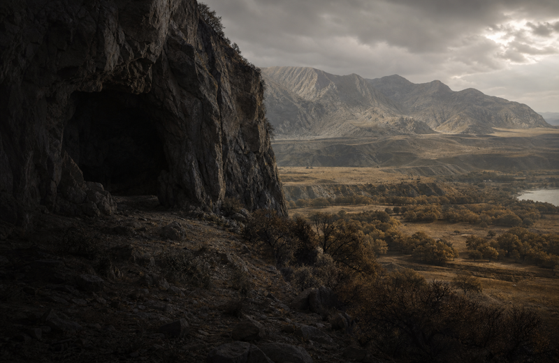 Altai Neanderthal of Denisova Cave