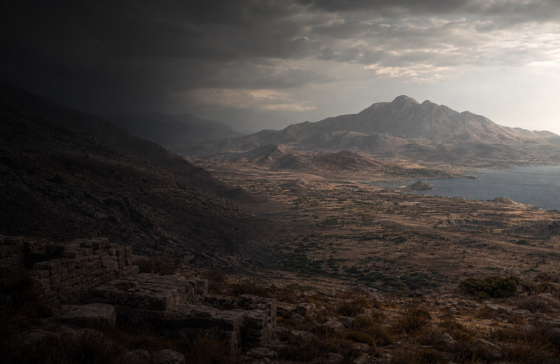 Shadows of Late Bronze Crete